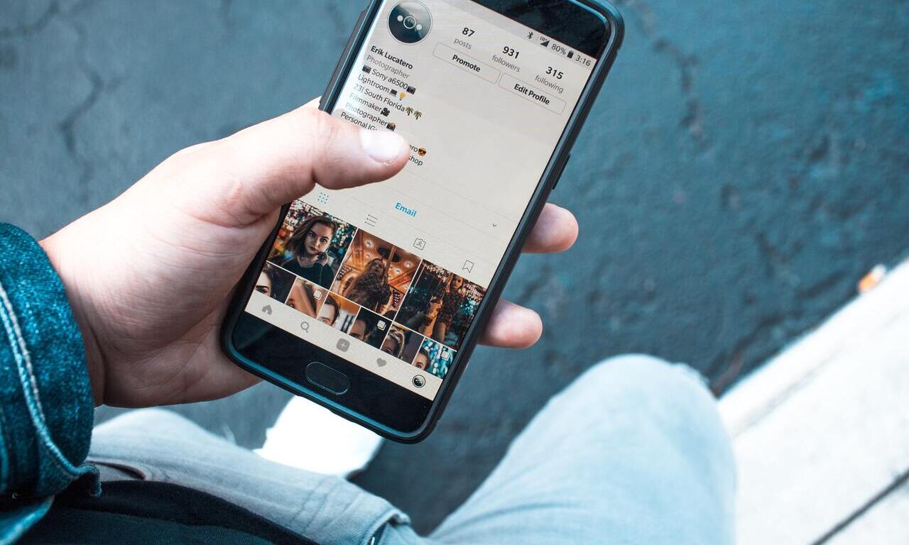 Instagram: come impedire la condivisione delle storie